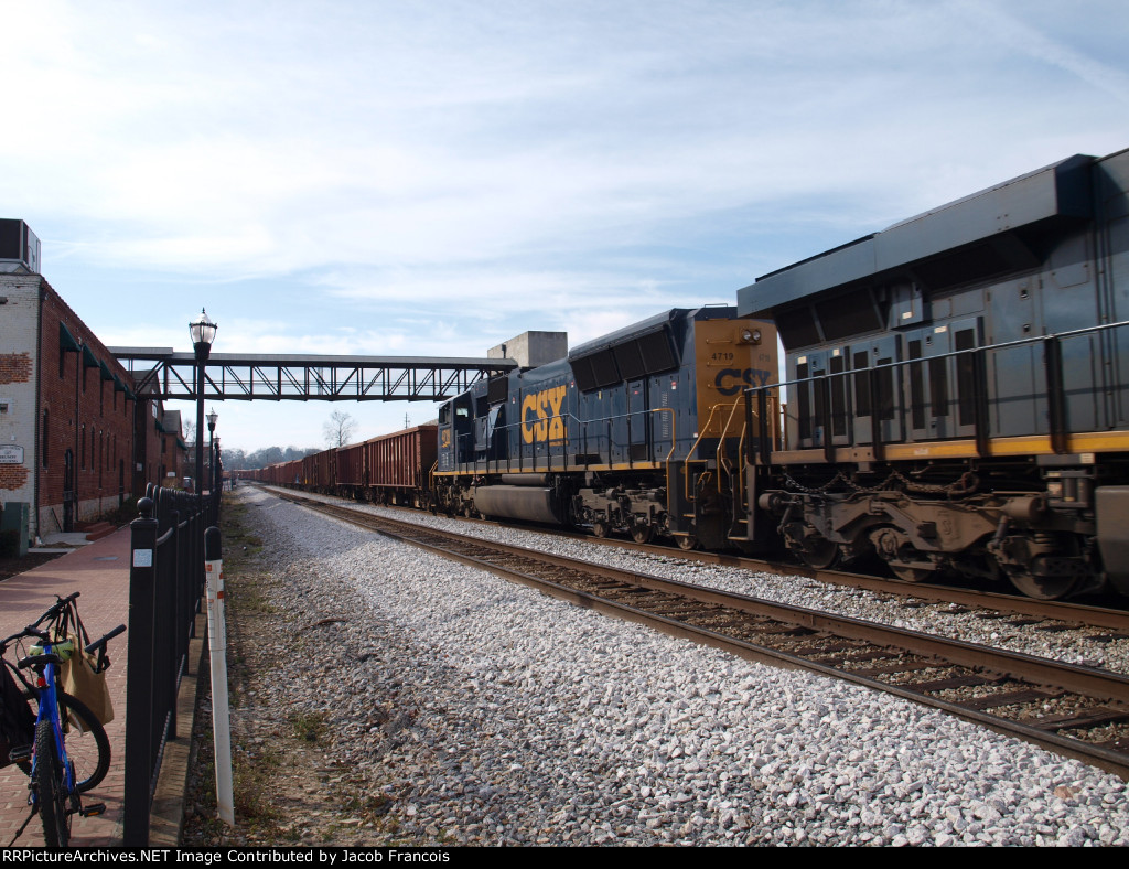 CSX 4719